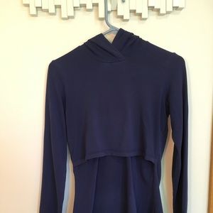 XS (fits like S) Momzelle nursing hoodie